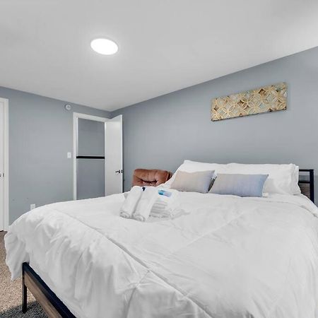 Central Falls Hideaway Куахога Фолс Екстериор снимка