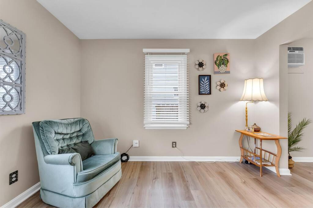 Central Falls Hideaway Куахога Фолс Екстериор снимка