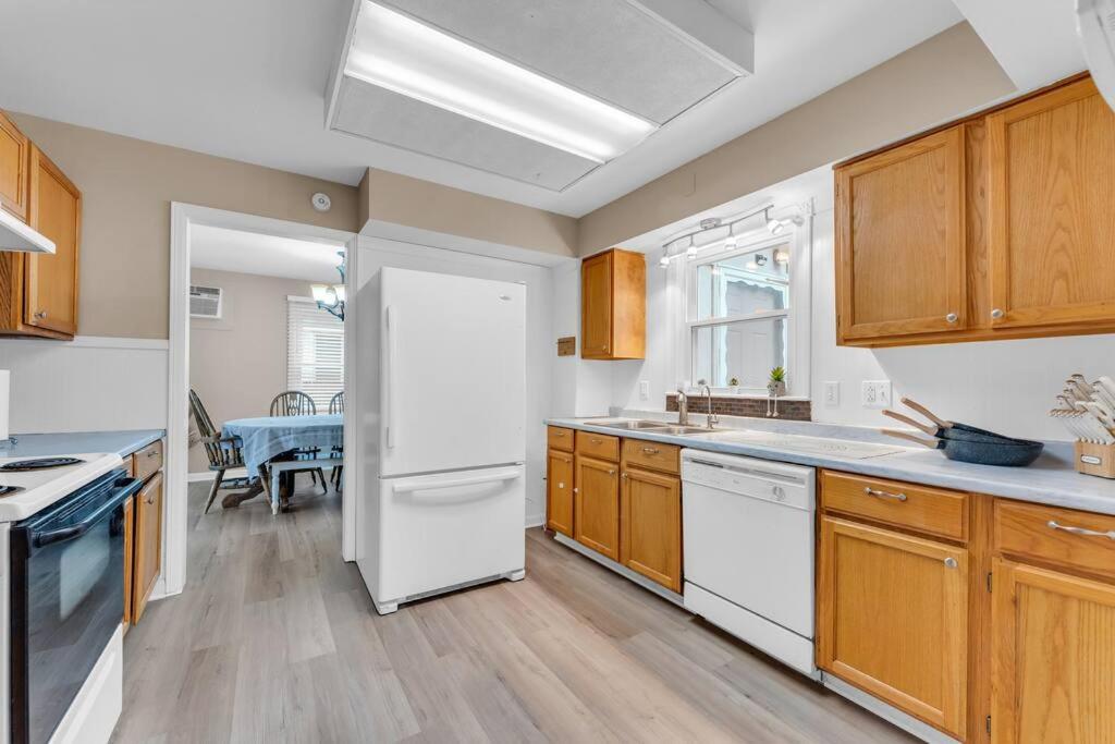 Central Falls Hideaway Куахога Фолс Екстериор снимка